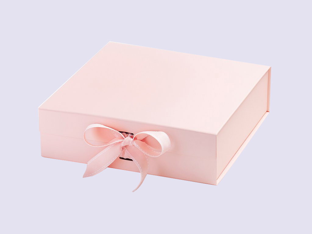 Pale Pink Large Gift Boxes with changeable ribbon