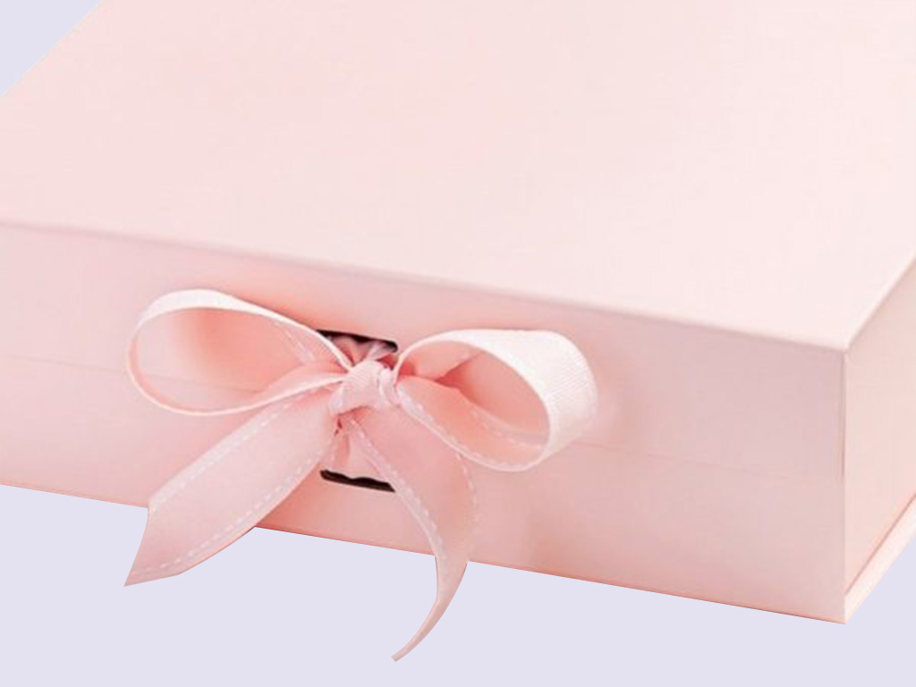 Pale Pink Large Gift Boxes with changeable ribbon - Image 2