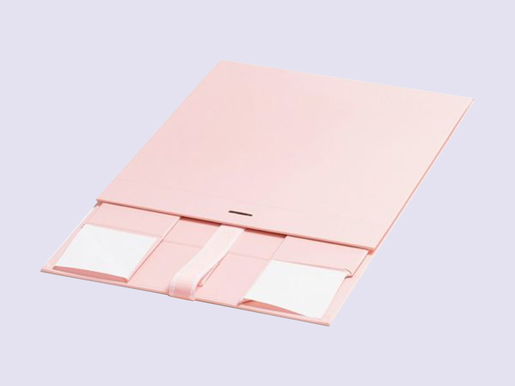 Pale Pink Large Gift Boxes with changeable ribbon - Image 3